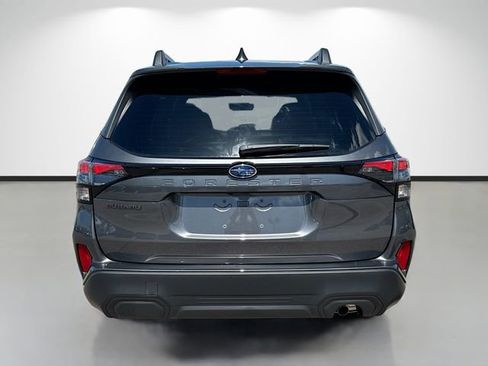 Used 2026 Subaru Forester Premium AWD/4WD image 4