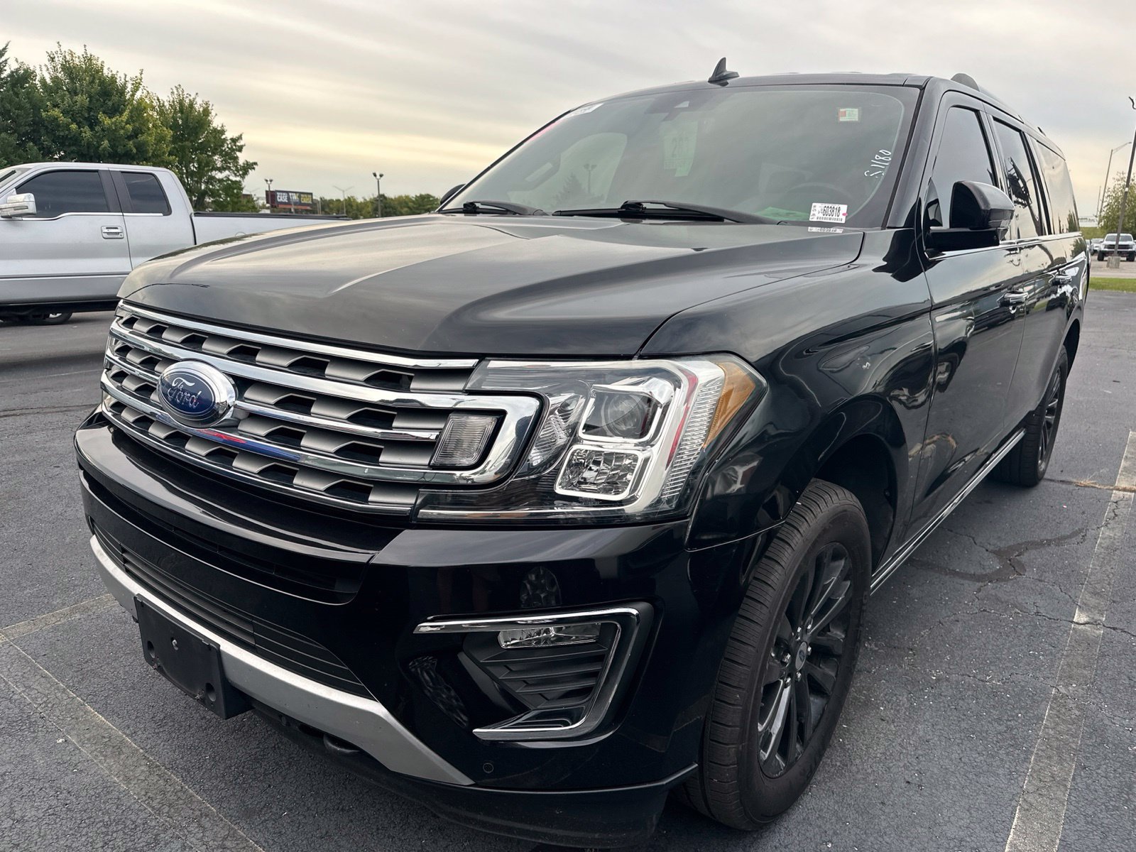 Used 2019 Ford Expedition Max Limited w/ Driver Assistance Package AWD/4WD image 1