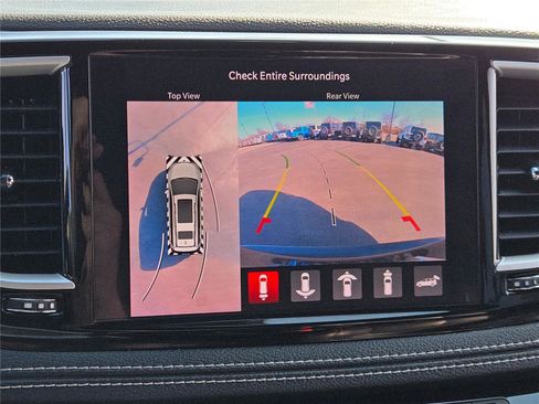 Certified 2022 Chrysler Pacifica Touring-L w/ Uconnect Theater Family Group image 32