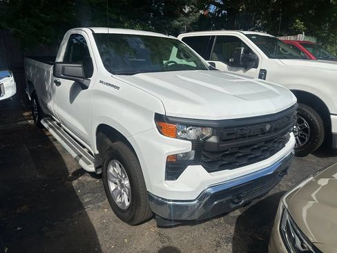 Used 2025 Chevrolet Silverado 1500 W/T RWD image 2