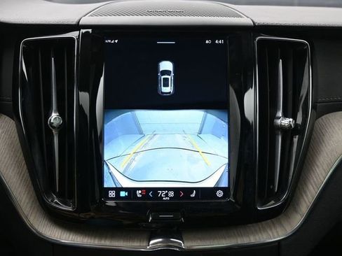 Used 2022 Volvo XC60 B5 Inscription w/ Advanced Package image 21