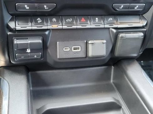 Used 2020 Chevrolet Silverado 1500 RST w/ All-Star Edition AWD/4WD image 23