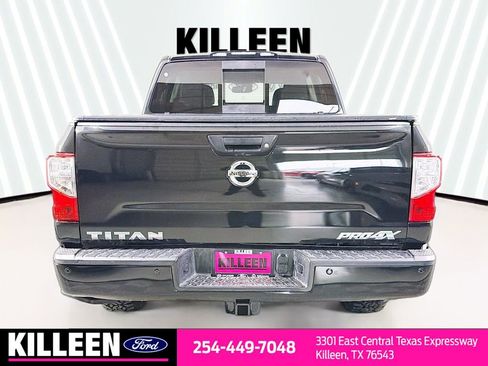 Used 2019 Nissan Titan PRO-4X w/ Pro-4x Convenience Package image 7