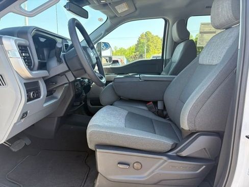New 2026 Ford F350 XLT w/ XLT Premium Package AWD/4WD image 9
