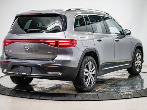 New 2025 Mercedes-Benz EQB 300 4MATIC image 4