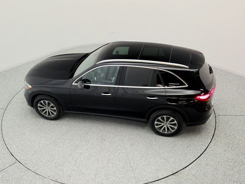 Certified 2023 Mercedes-Benz GLC 300 image 29