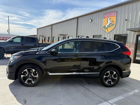 Used 2018 Honda CR-V Touring image 14