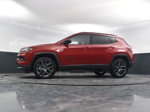 New 2026 Jeep Compass Latitude AWD/4WD image 47