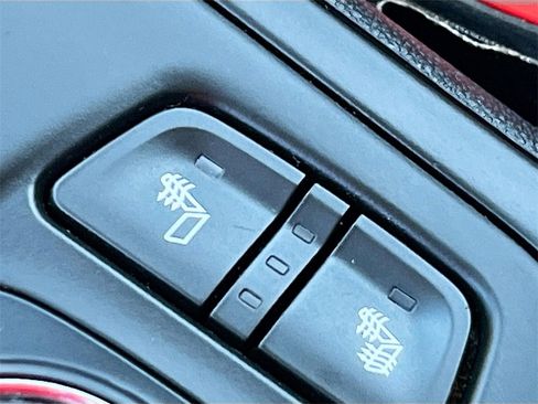 Used 2022 GMC Terrain SLE w/ Driver Convenience Package image 20