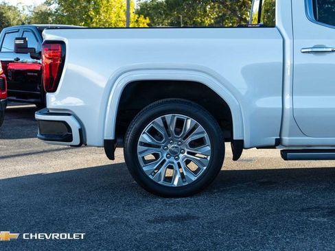Used 2022 GMC Sierra 1500 Denali w/ Denali Premium Package image 5