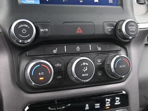 Used 2022 RAM 1500 Big Horn image 25