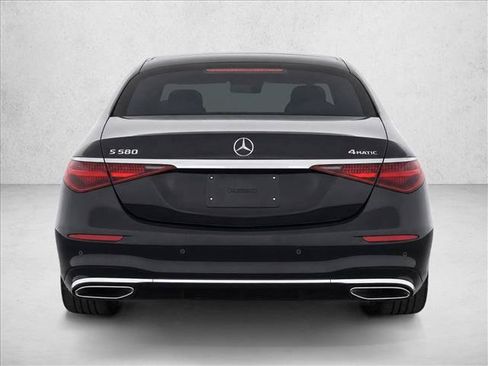 Used 2022 Mercedes-Benz S 580 4MATIC Sedan image 6