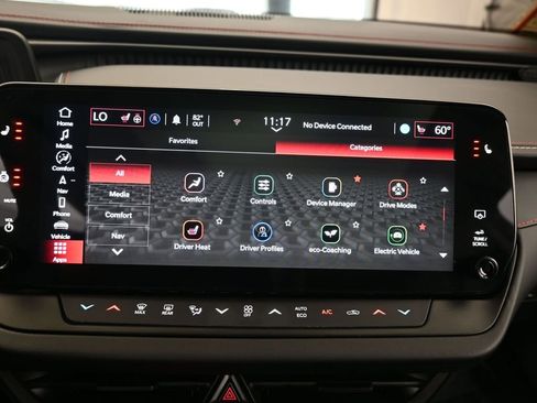 Used 2025 Dodge Charger R/T w/ Sun & Sound Package image 24