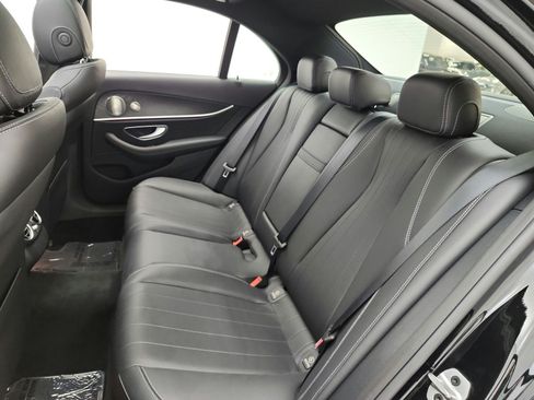 Certified 2022 Mercedes-Benz E 450 4MATIC Sedan image 16