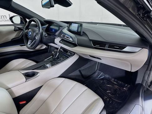 Used 2014 BMW i8 image 24