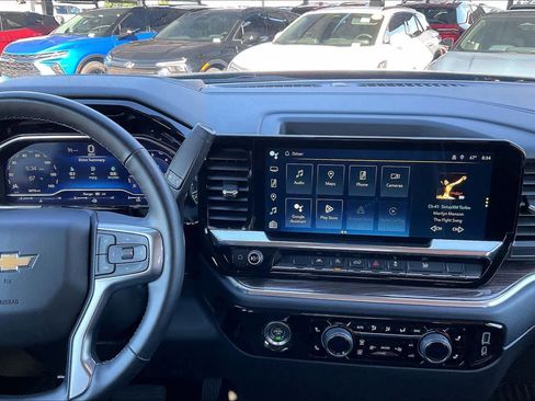 Certified 2024 Chevrolet Silverado 1500 LT AWD/4WD image 8