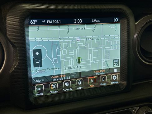 Used 2023 Jeep Wrangler Unlimited AWD/4WD image 22