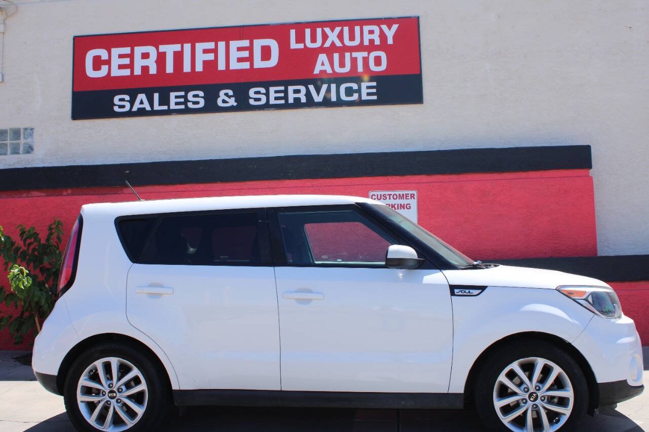 Used 2018 Kia Soul + FWD image 1