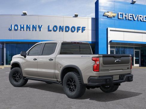 New 2026 Chevrolet Silverado 1500 ZR2 image 3