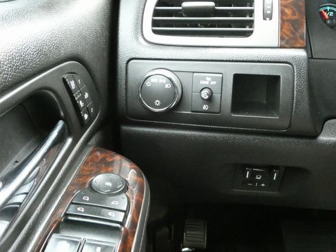 Used 2012 GMC Yukon Denali image 14