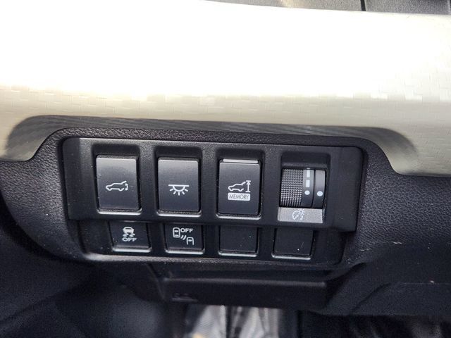 Used 2021 Subaru Ascent Premium w/ Sport Package AWD/4WD image 23