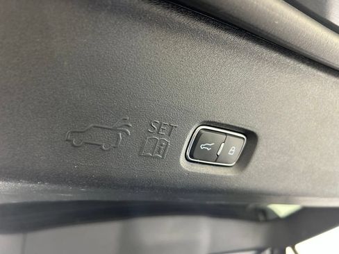 Used 2025 Ford Expedition Max Platinum w/ Driver's Package AWD/4WD image 31