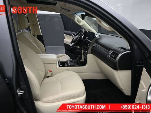 Used 2022 Lexus GX 460 Premium AWD/4WD image 37