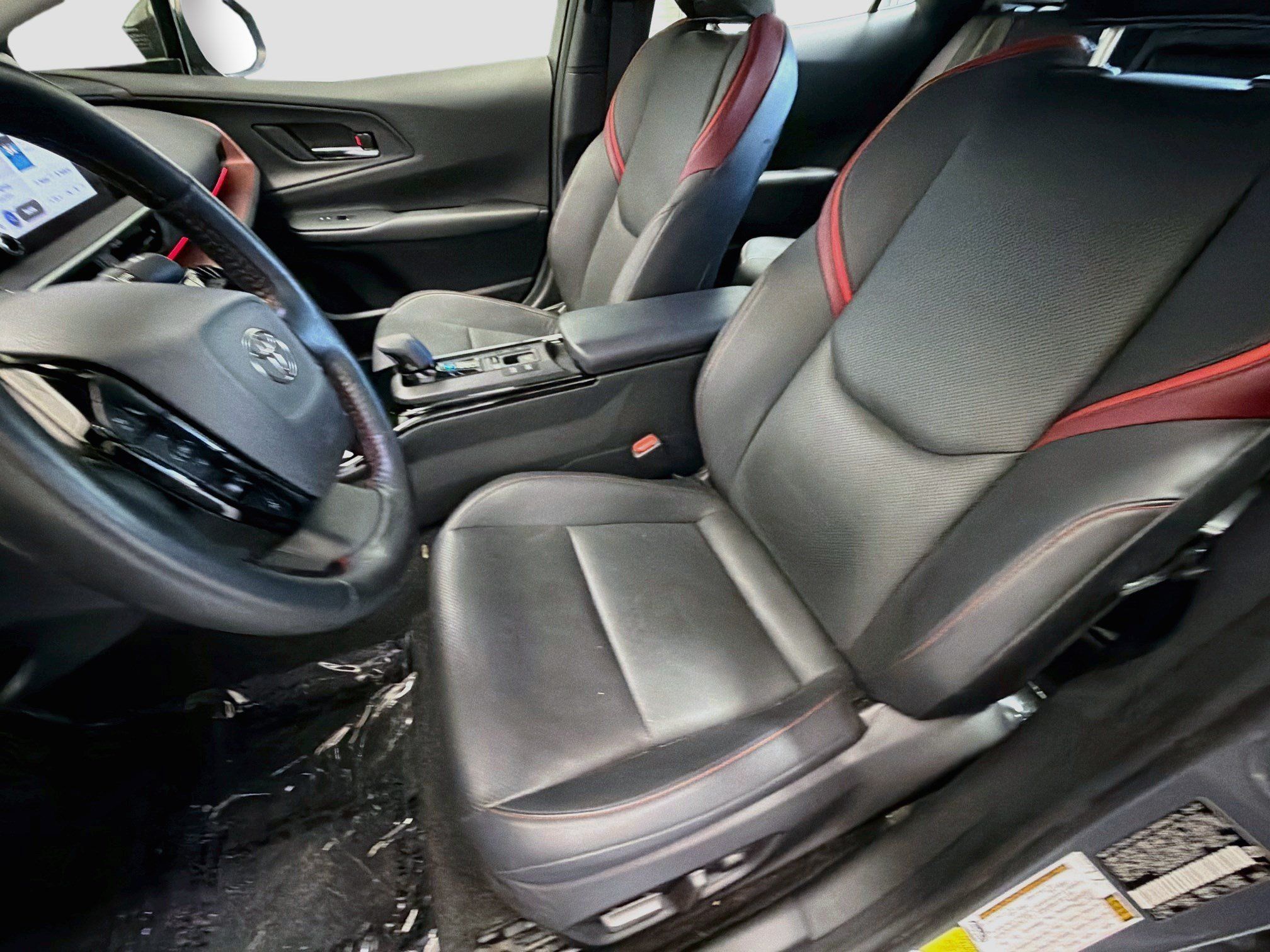 Used 2023 Toyota Prius Prime FWD image 11