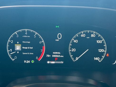 Used 2024 Honda Pilot Touring image 24