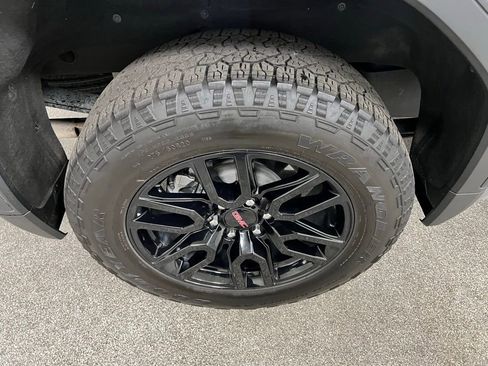 Used 2024 GMC Sierra 1500 Elevation image 20