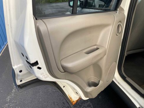 Used 2005 Jeep Liberty Sport image 27