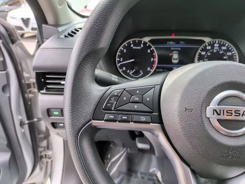 Used 2023 Nissan Sentra SV FWD image 20