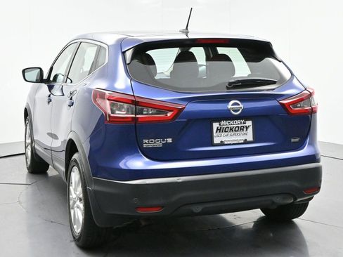 Used 2022 Nissan Rogue Sport S FWD image 6