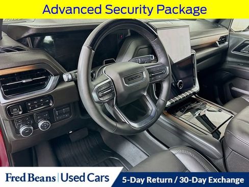 Used 2025 GMC Yukon Denali w/ Denali Reserve Package AWD/4WD image 12