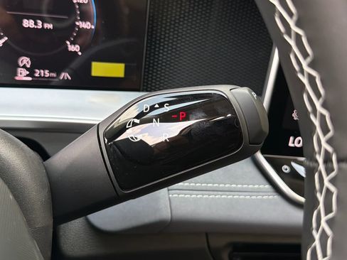 New 2026 Volkswagen Tiguan SE AWD/4WD image 26