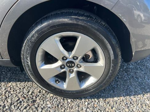 Used 2018 Kia Soul w/ Convenience Package FWD image 35