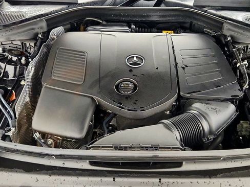 Used 2023 Mercedes-Benz GLC 300 4MATIC w/ Exclusive Trim Package image 27