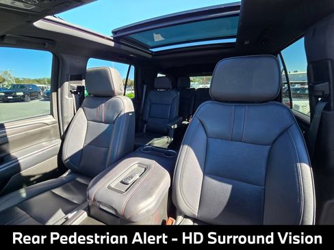 Used 2022 Chevrolet Tahoe RST w/ Luxury Package AWD/4WD image 30