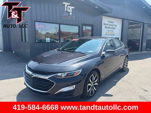 Used 2023 Chevrolet Malibu RS FWD image 1