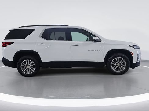 Used 2023 Chevrolet Traverse LT w/ LPO, Floor Liner Package AWD/4WD image 2