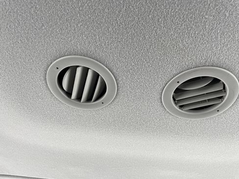 Used 2022 Ford Transit 350 XLT image 19