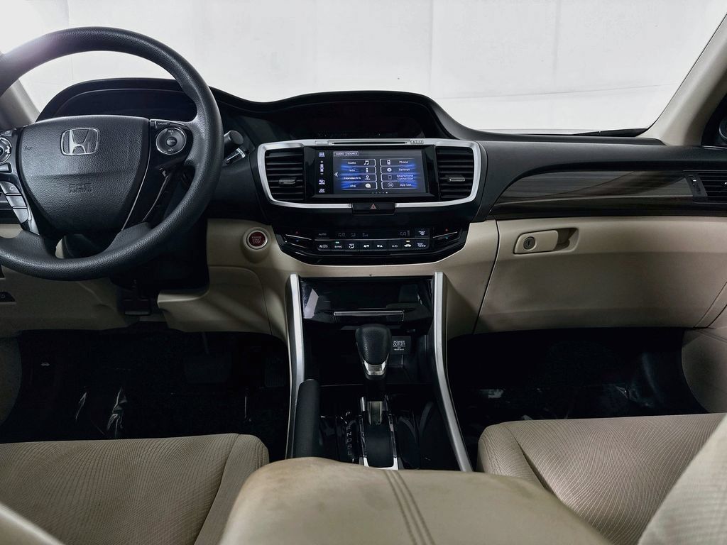 Used 2016 Honda Accord EX image 27