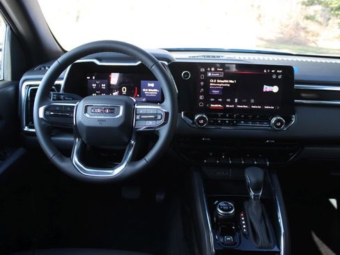 New 2025 GMC Canyon Elevation w/ Convenience Package image 16