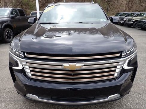 Used 2022 Chevrolet Suburban High Country w/ Max Trailering Package AWD/4WD image 10