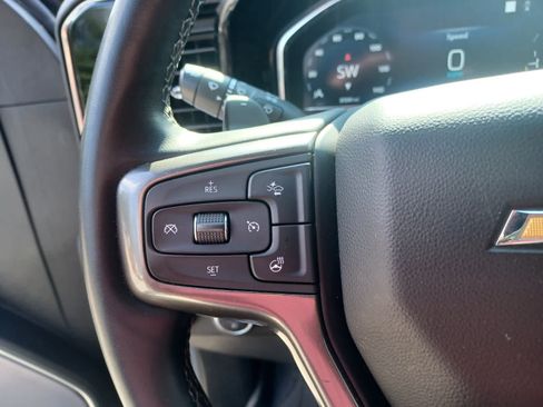 Used 2023 Chevrolet Silverado 1500 High Country w/ High Country Premium Package AWD/4WD image 17