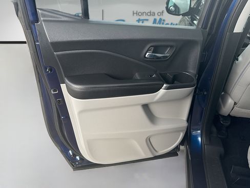 Used 2017 Honda Ridgeline RTL image 25