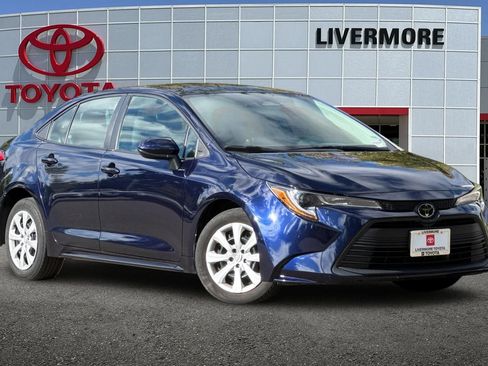 Certified 2024 Toyota Corolla LE FWD image 2