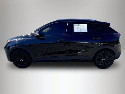 Certified 2023 Chevrolet Bolt EUV LT w/ Convenience Package image 9