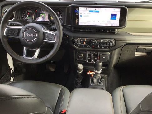 Used 2024 Jeep Wrangler High Altitude image 6