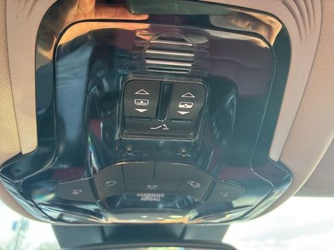 Used 2019 Alfa Romeo Giulia AWD image 27